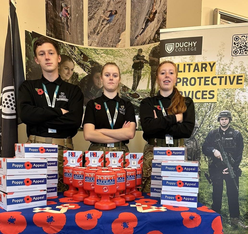 Duchy students lead Callington’s Poppy Appeal